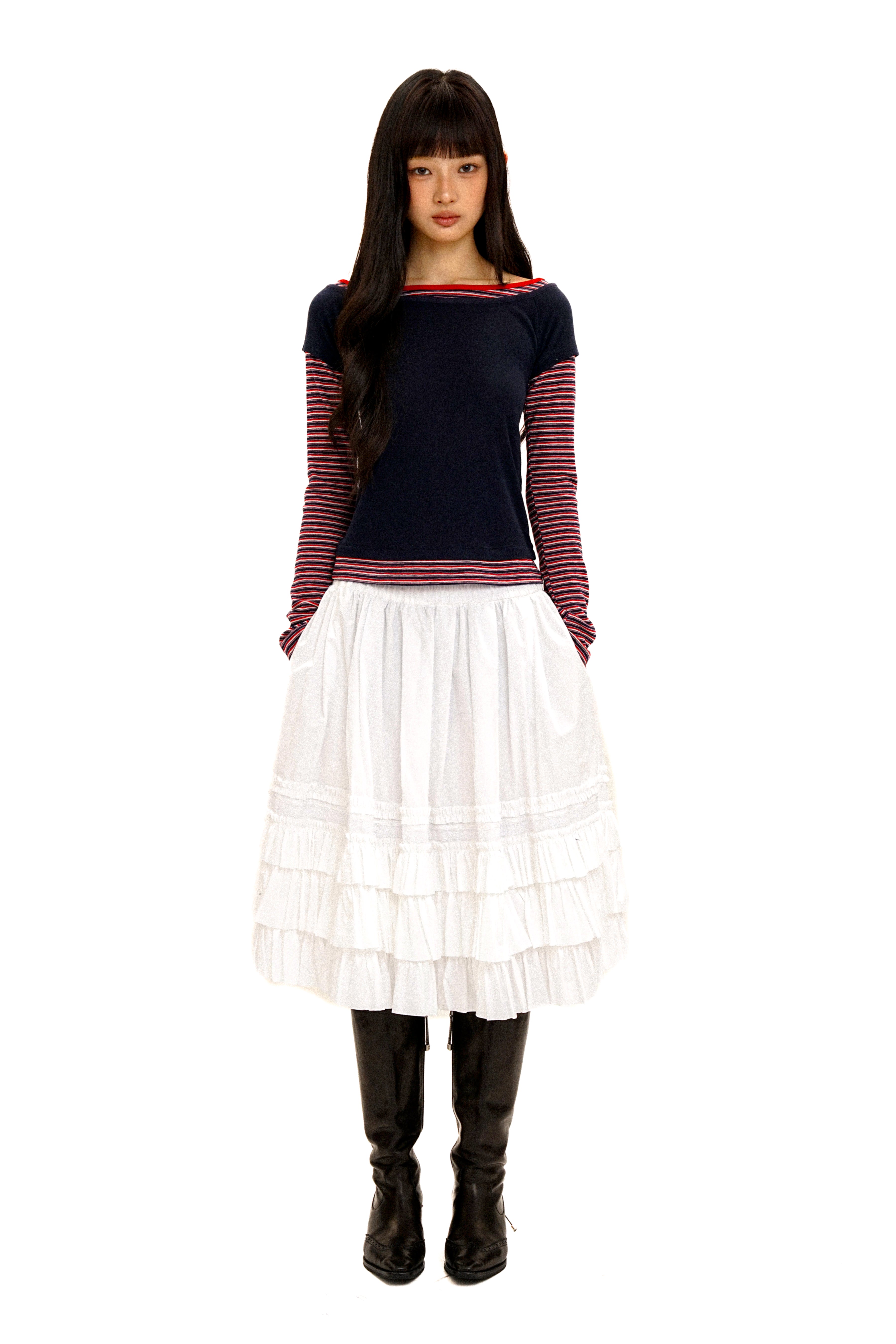 *Multi-layered lace cake skirt