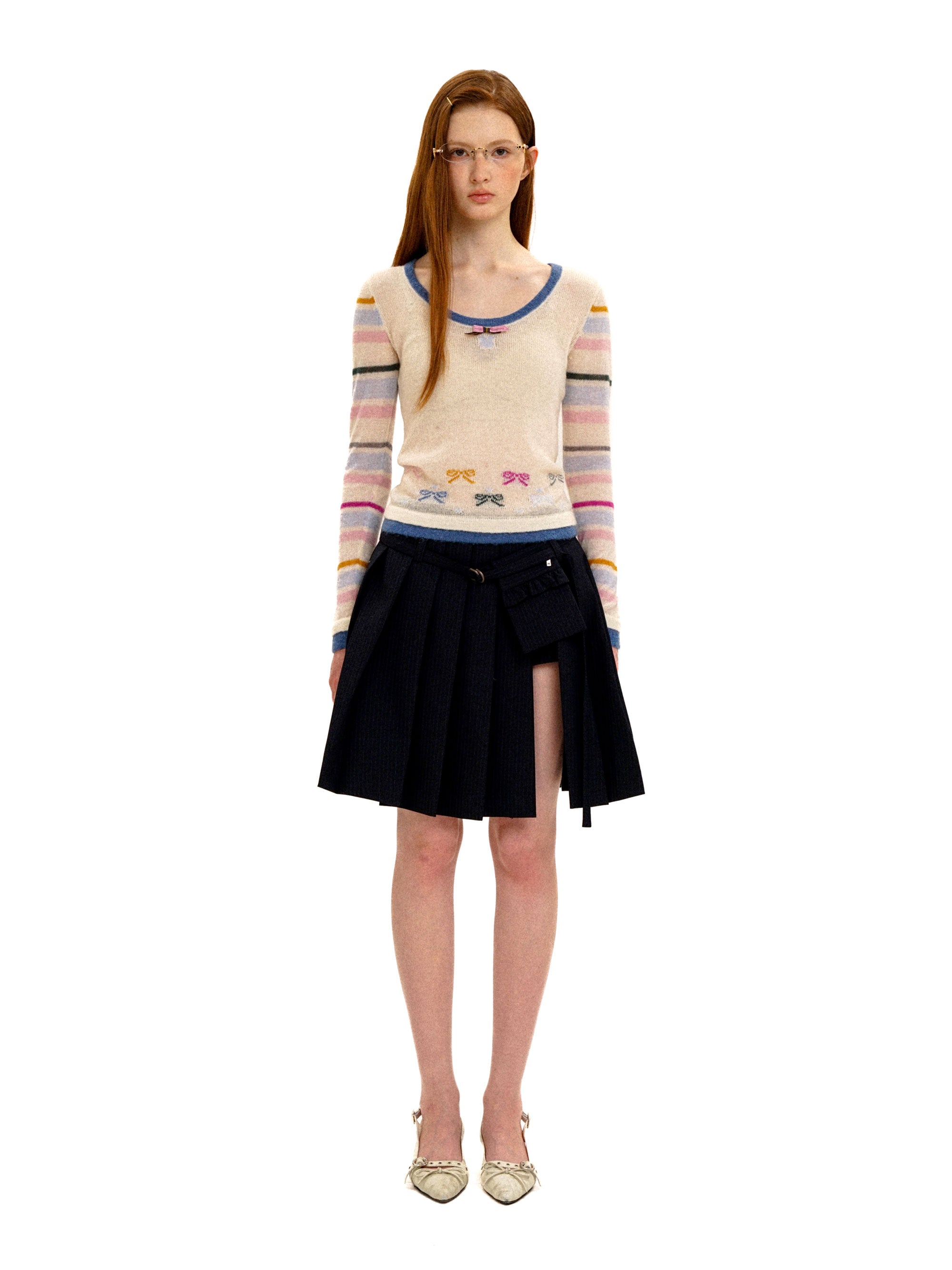 *Striped wide neckline sweater