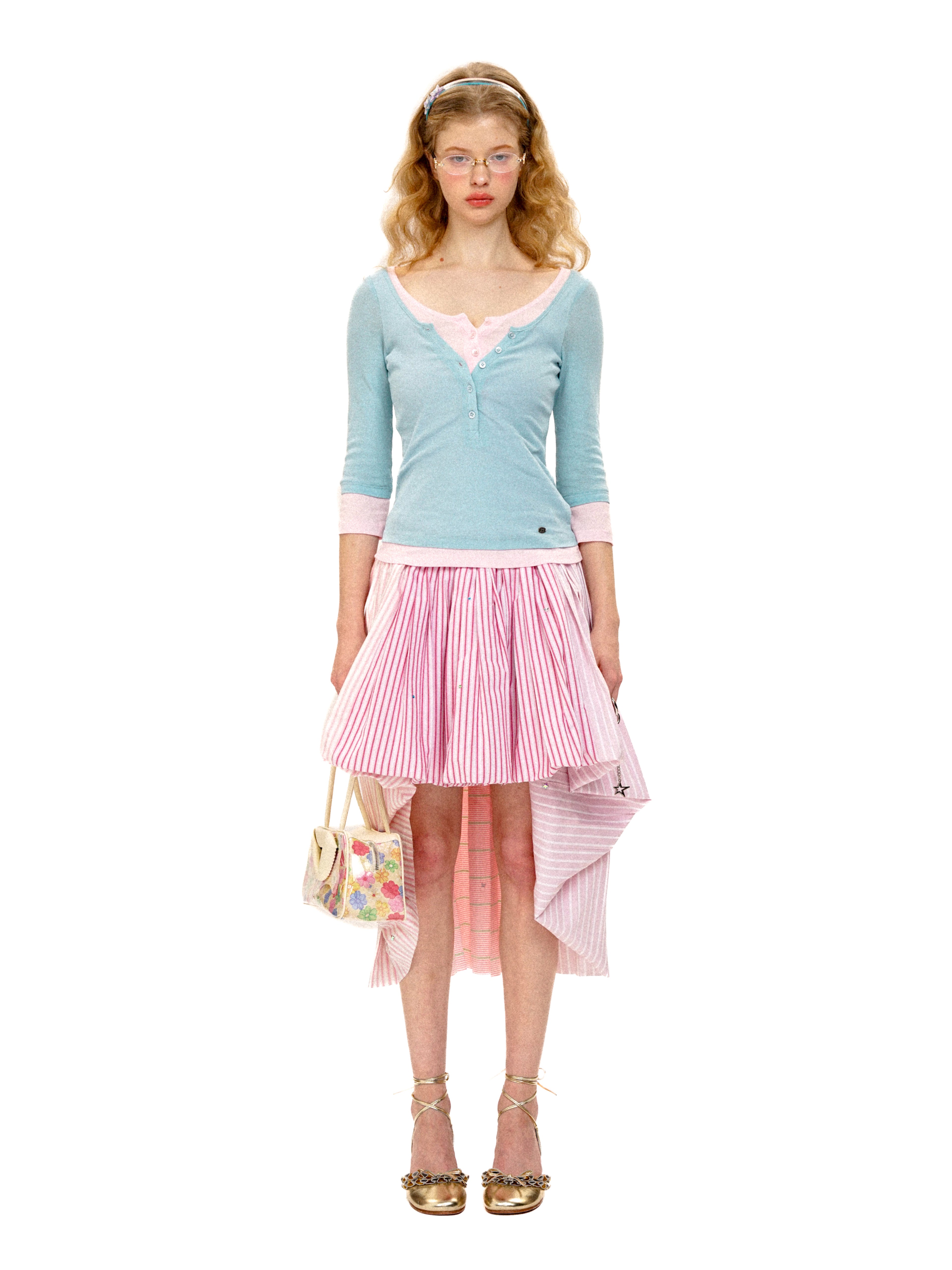 *Faux two-piece color-blocked Henley collar T-shirt