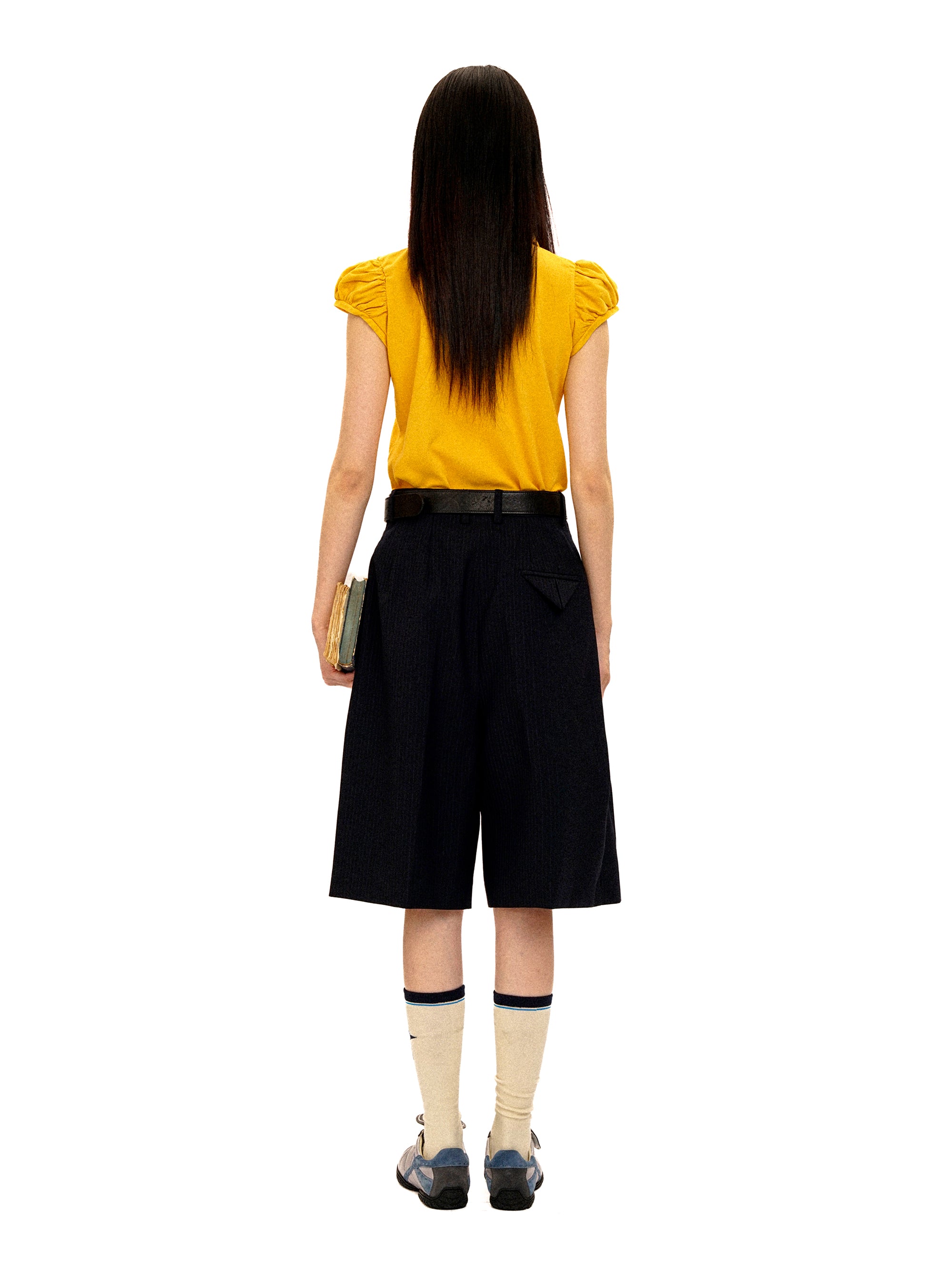 *Puff-sleeved slim-fit polo shirt