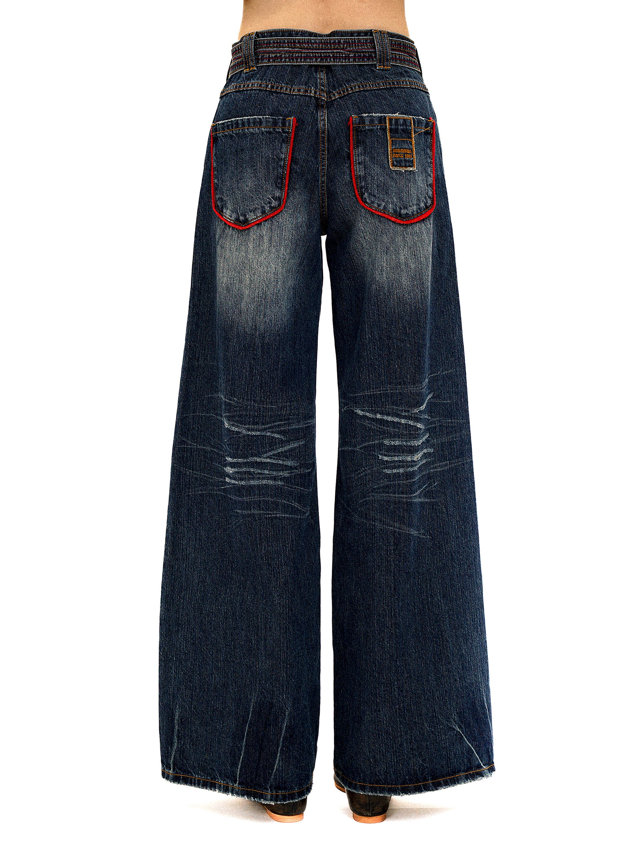 *Colored chain-belt jeans