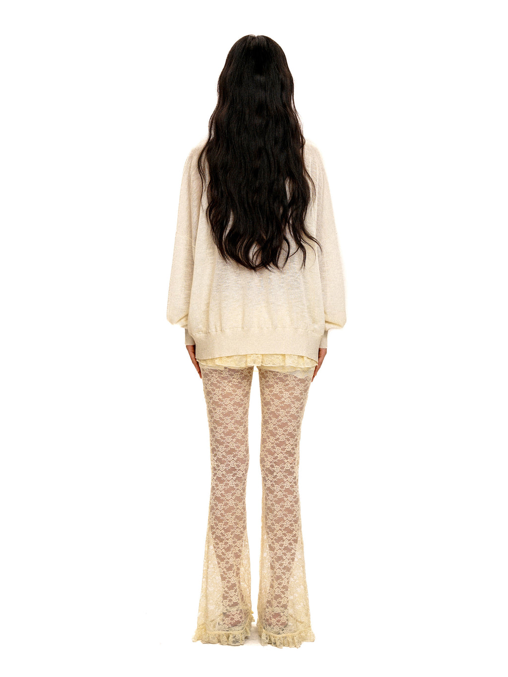*Springtime diamond V-neck sweater