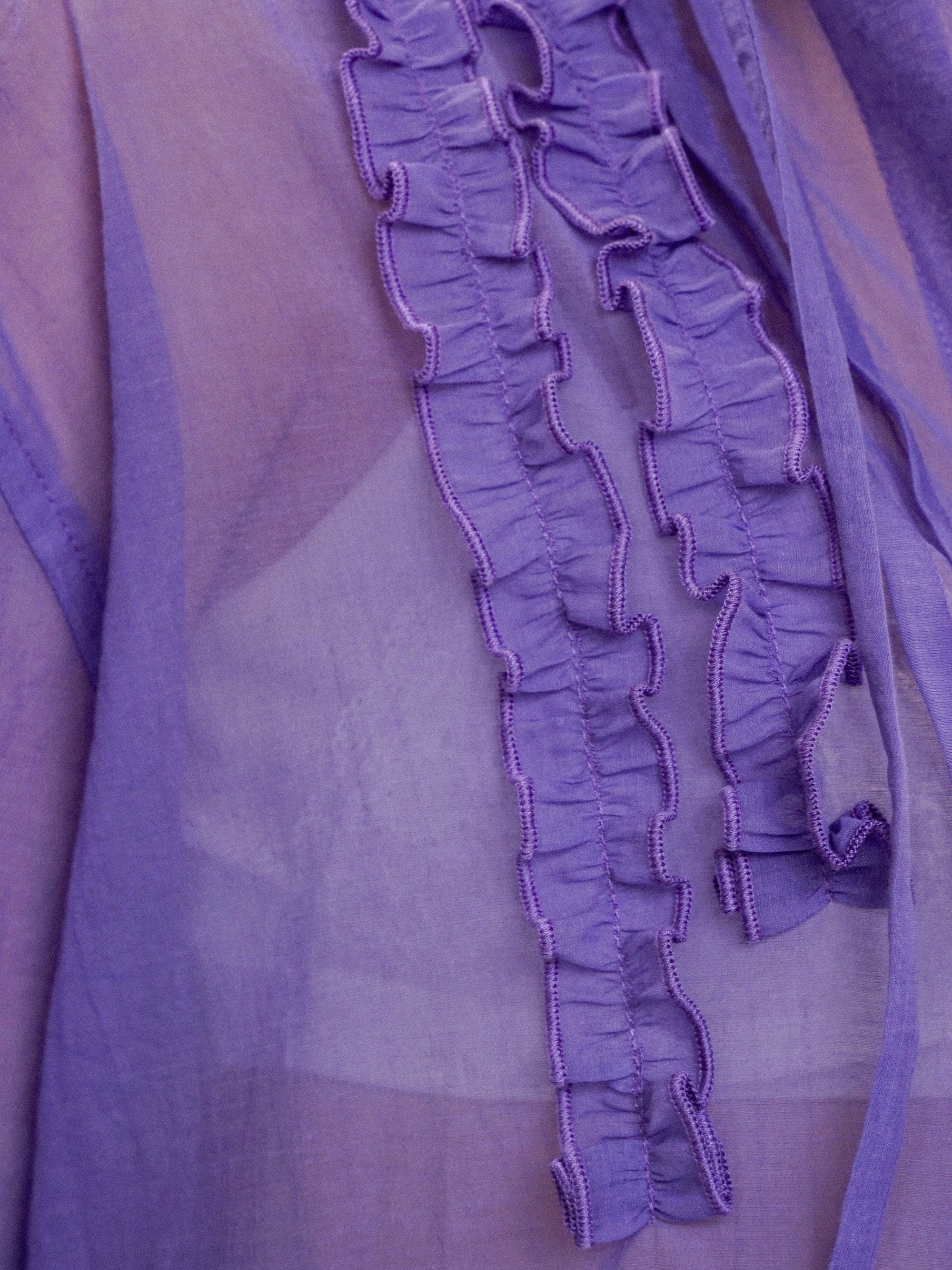 *Ruffled hooded shirt