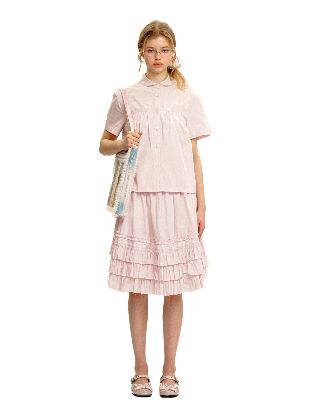 *Peter Pan collar pleated short-sleeved shirt