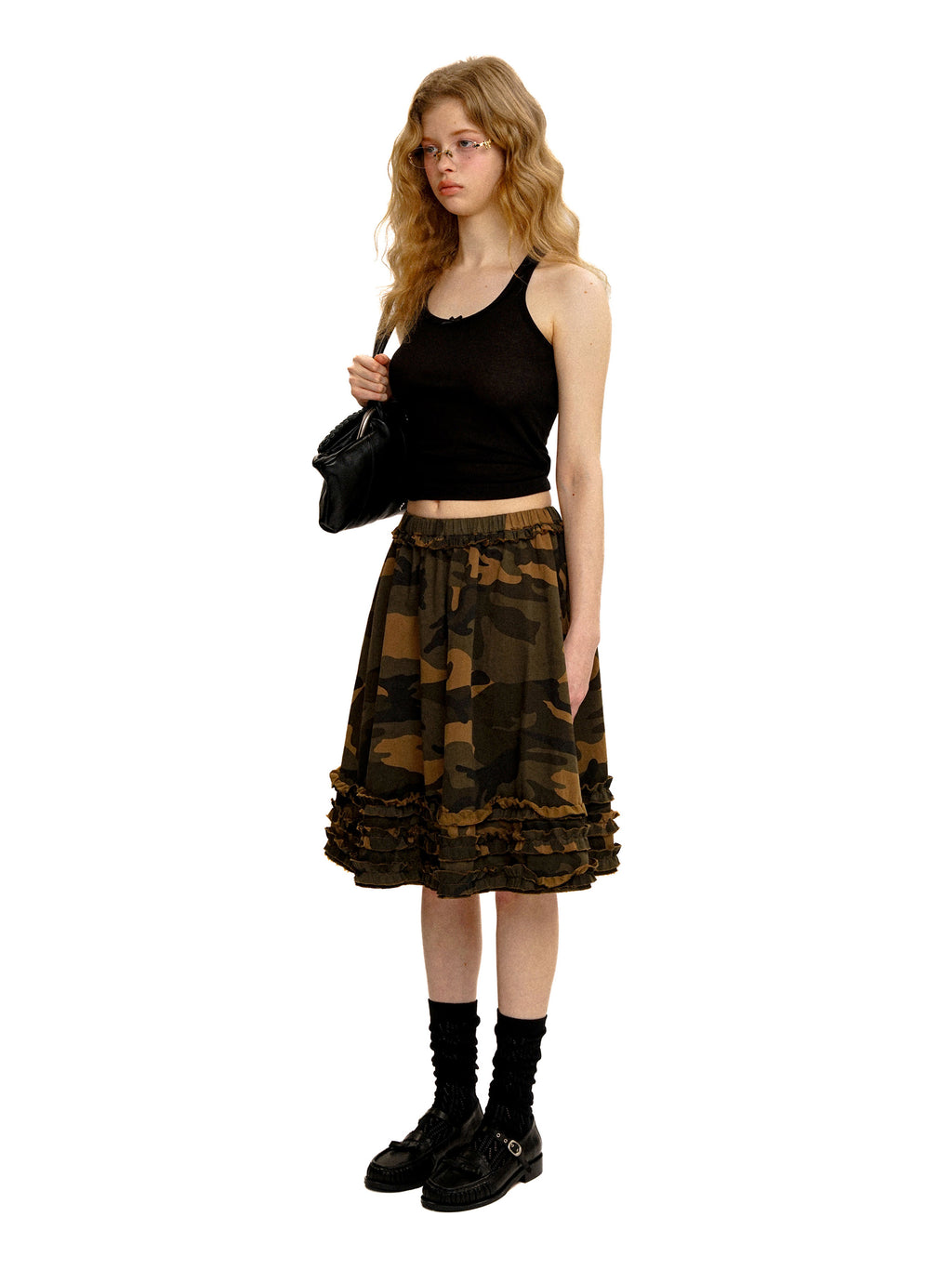 *Bow-tie lace neckline vest