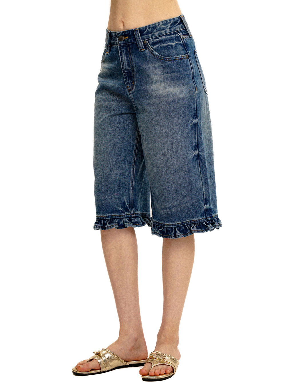 *Floral print leather patch denim shorts