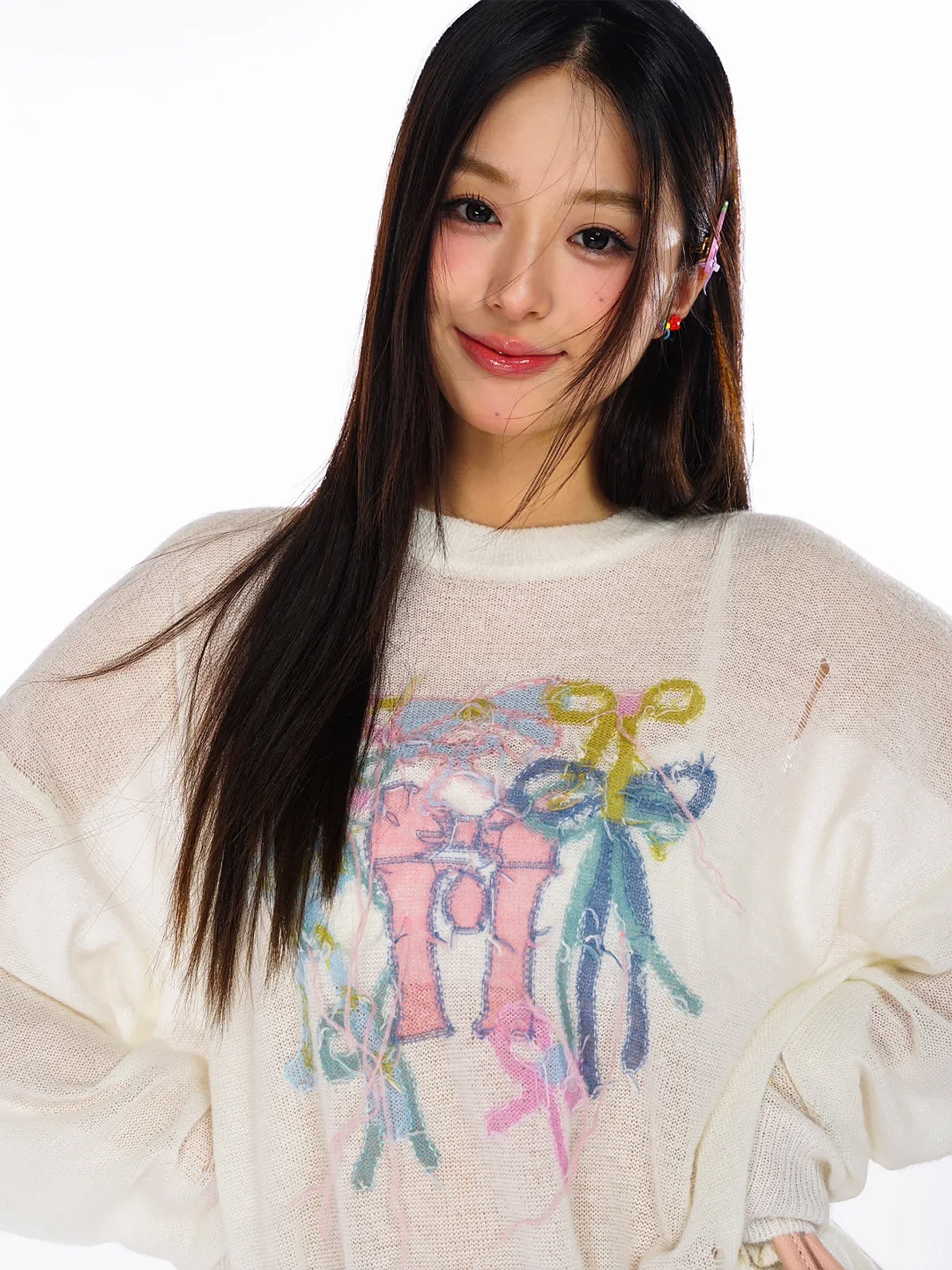 *Bow-tie round neck sweater
