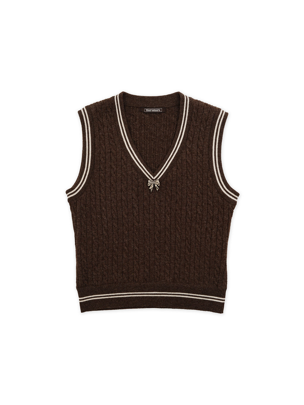 *Color-blocked cable knit bow vest