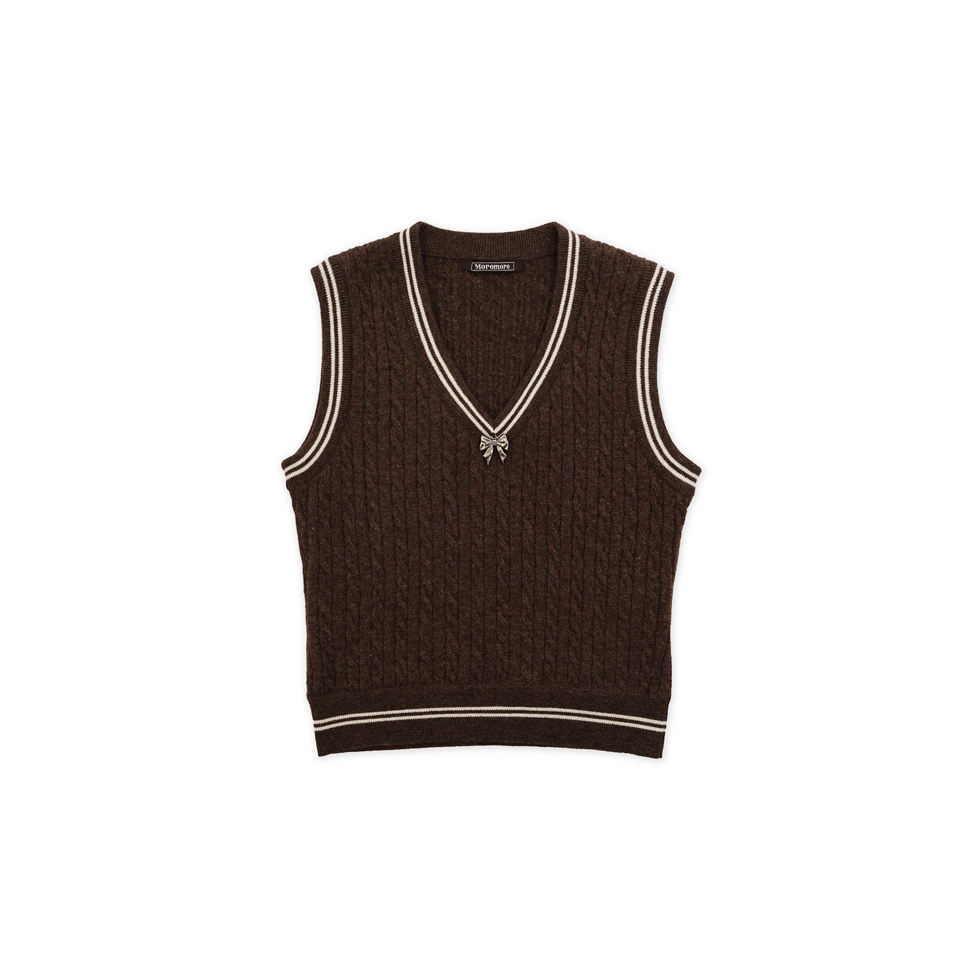 *Color-blocked cable knit bow vest