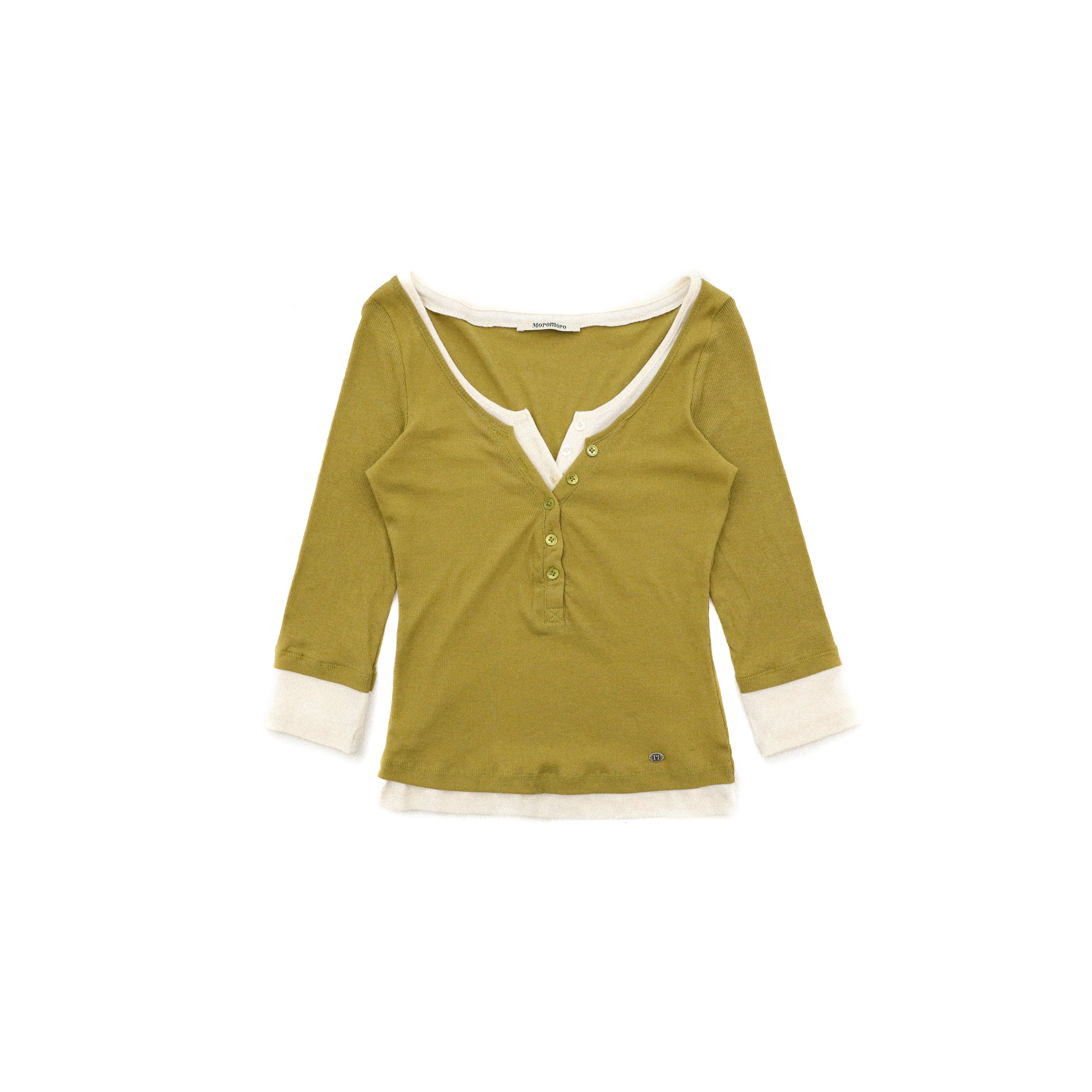 *Faux two-piece color-blocked Henley collar T-shirt