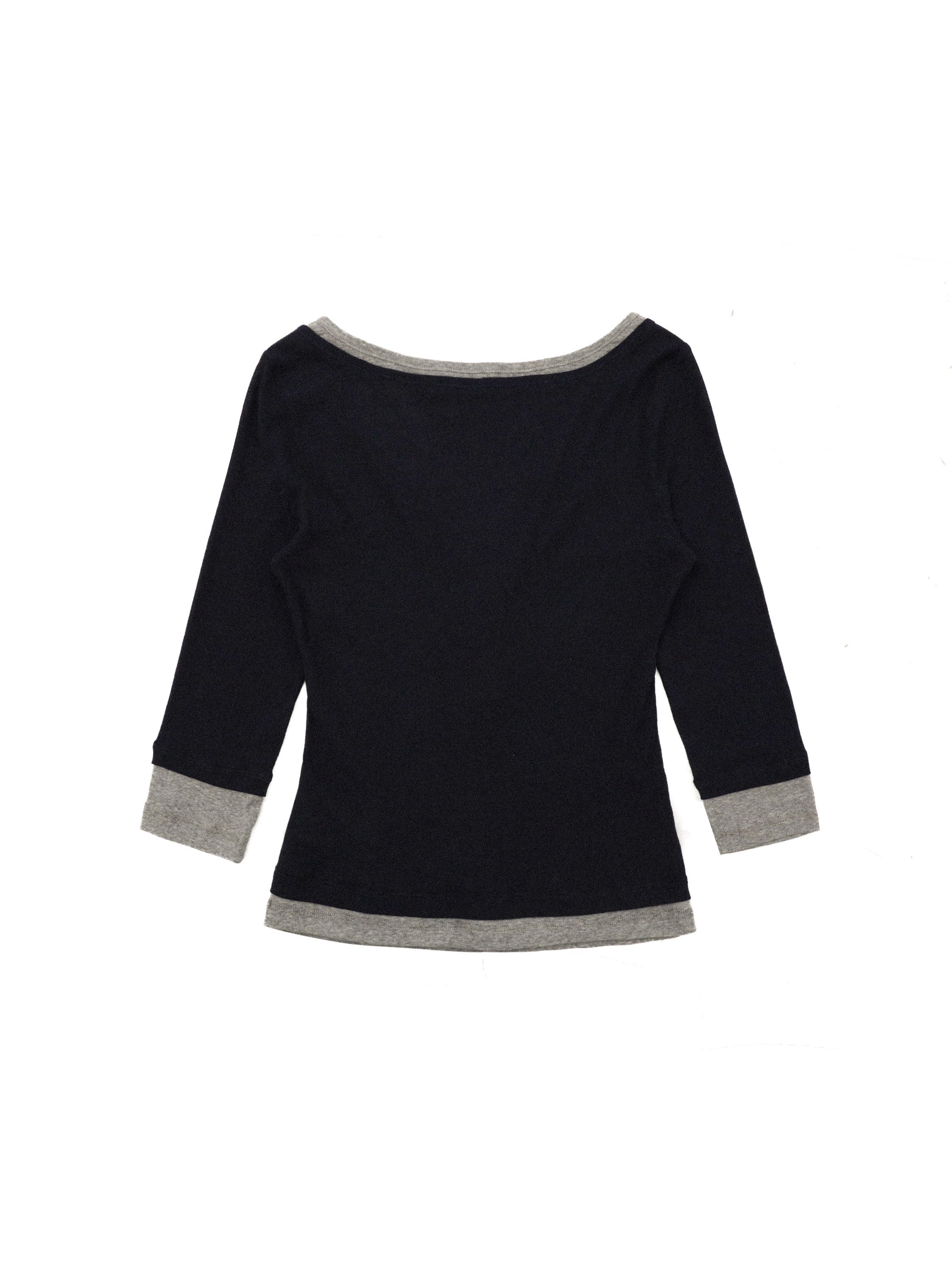 *Faux two-piece color-blocked Henley collar T-shirt