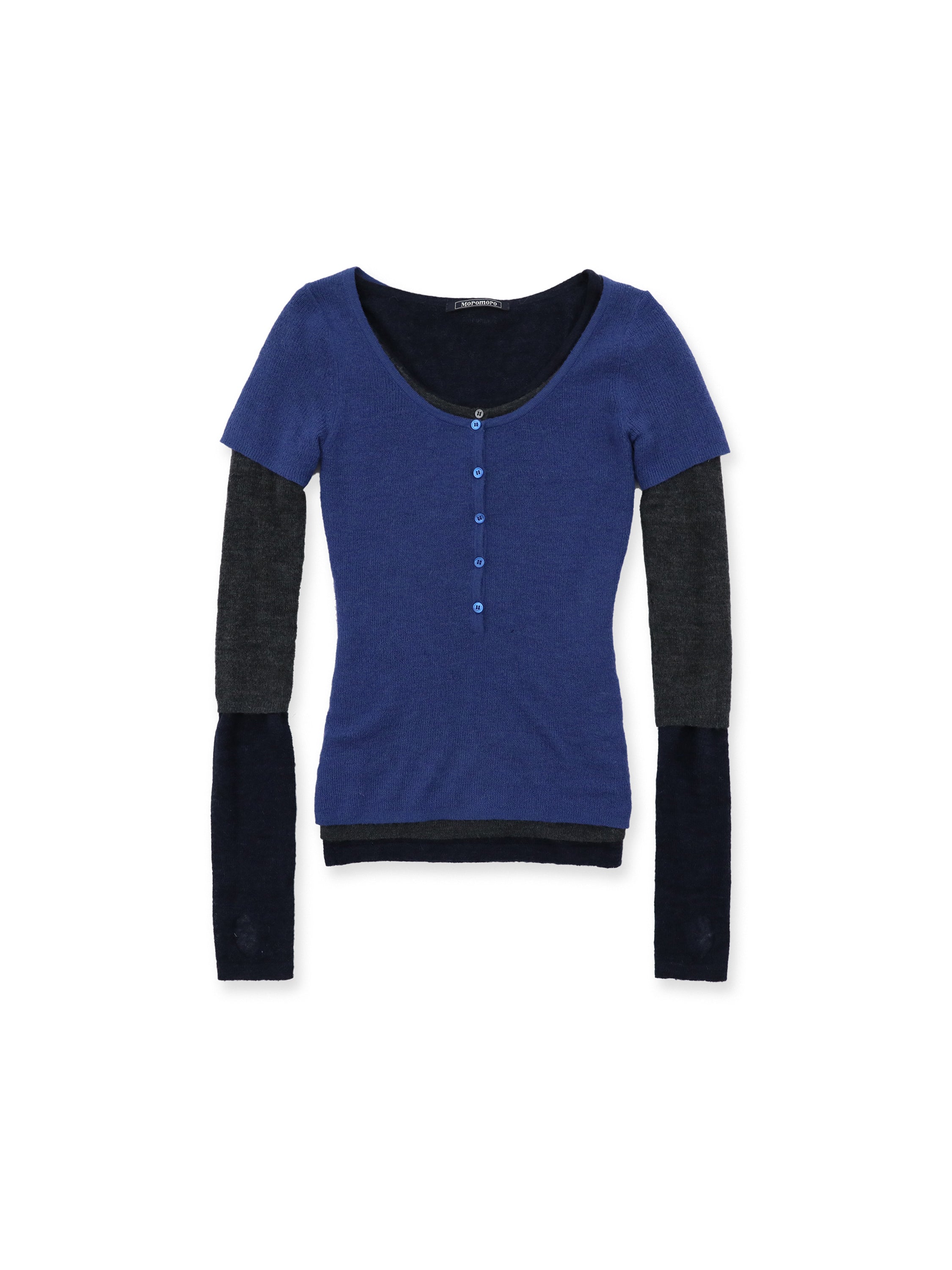 *Three layered color-blocked sweaters