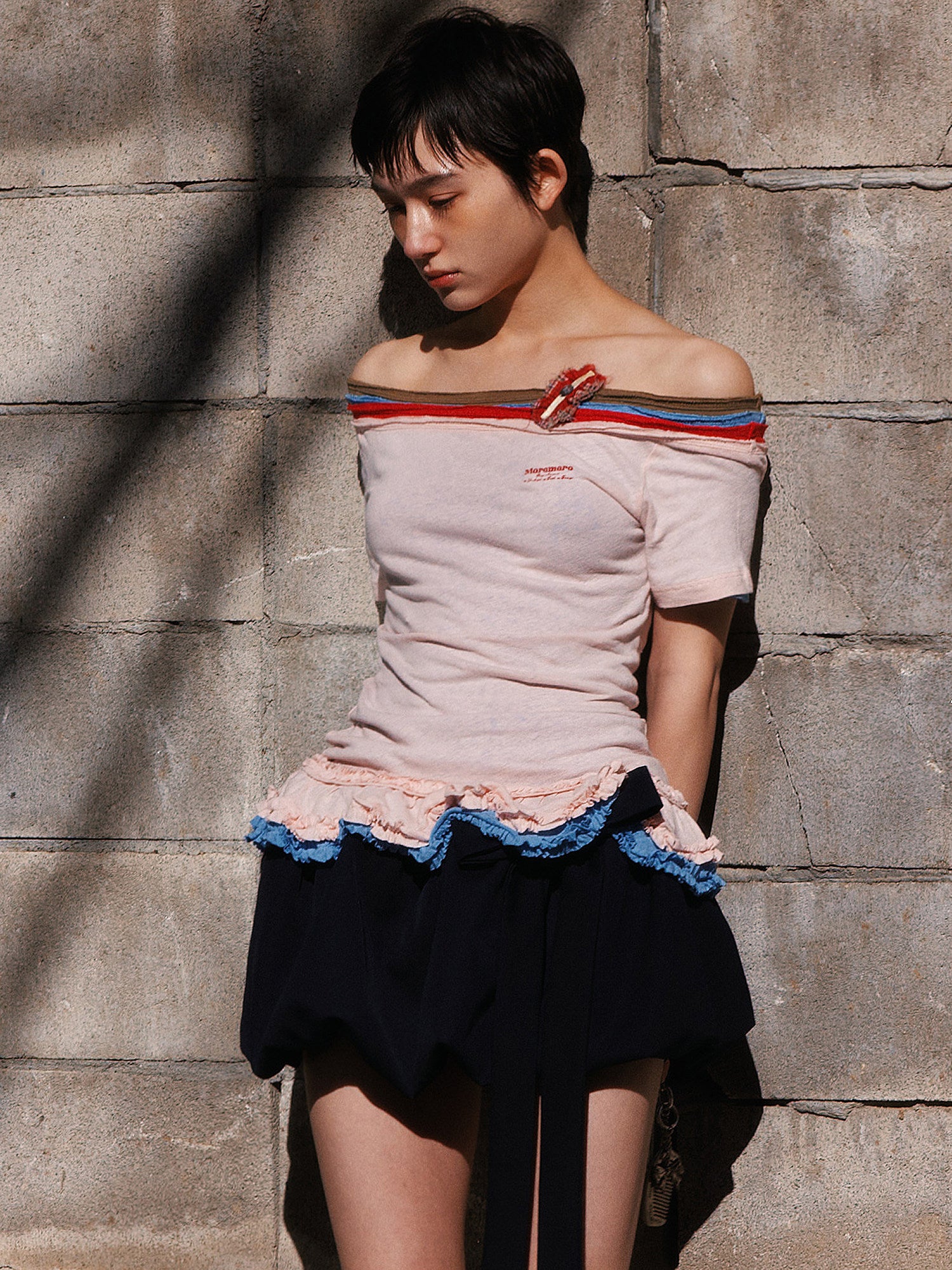 *Color-blocked lace short-sleeved T-shirt