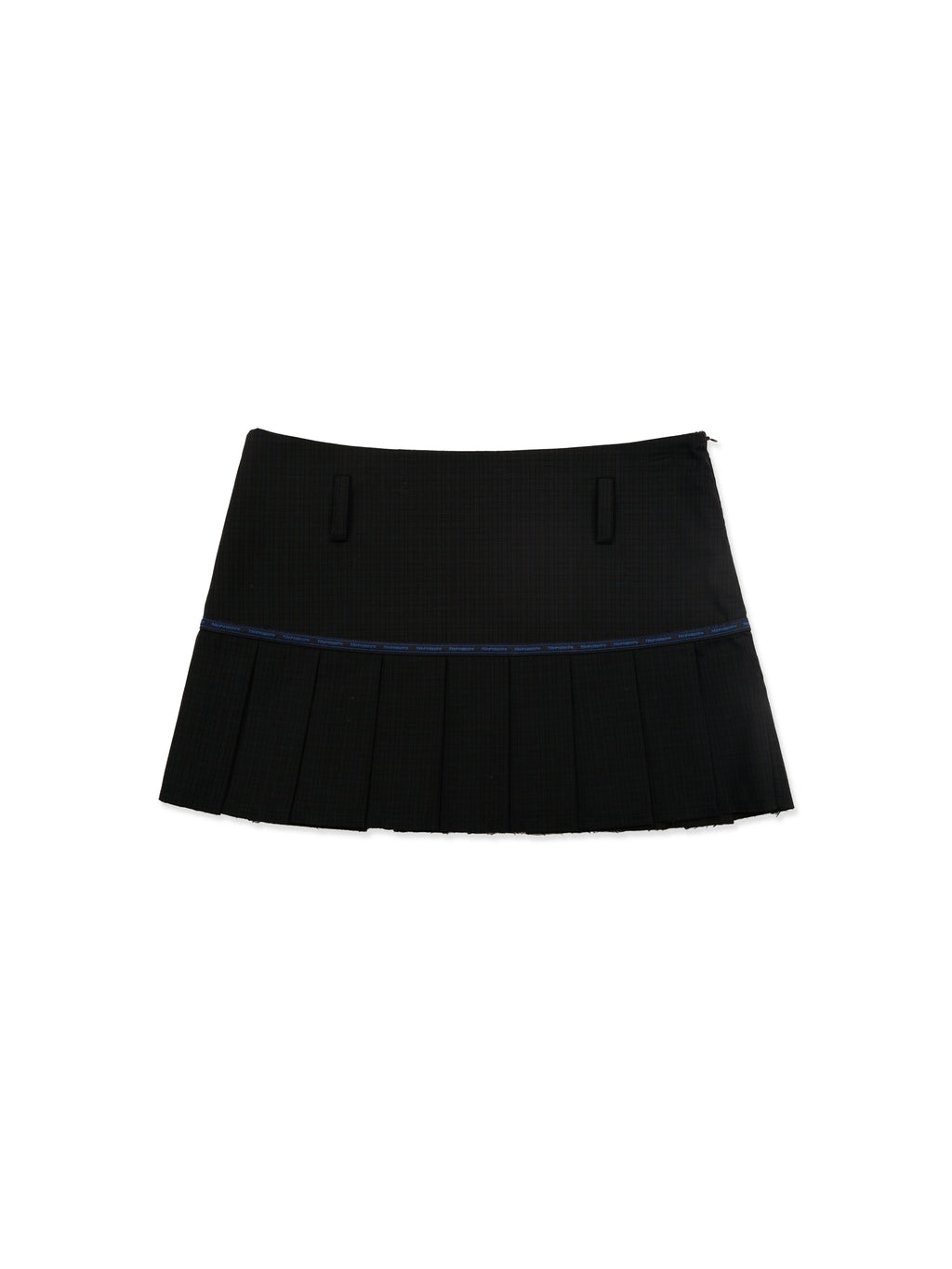 *Dark plaid contrasting pleated short skirt