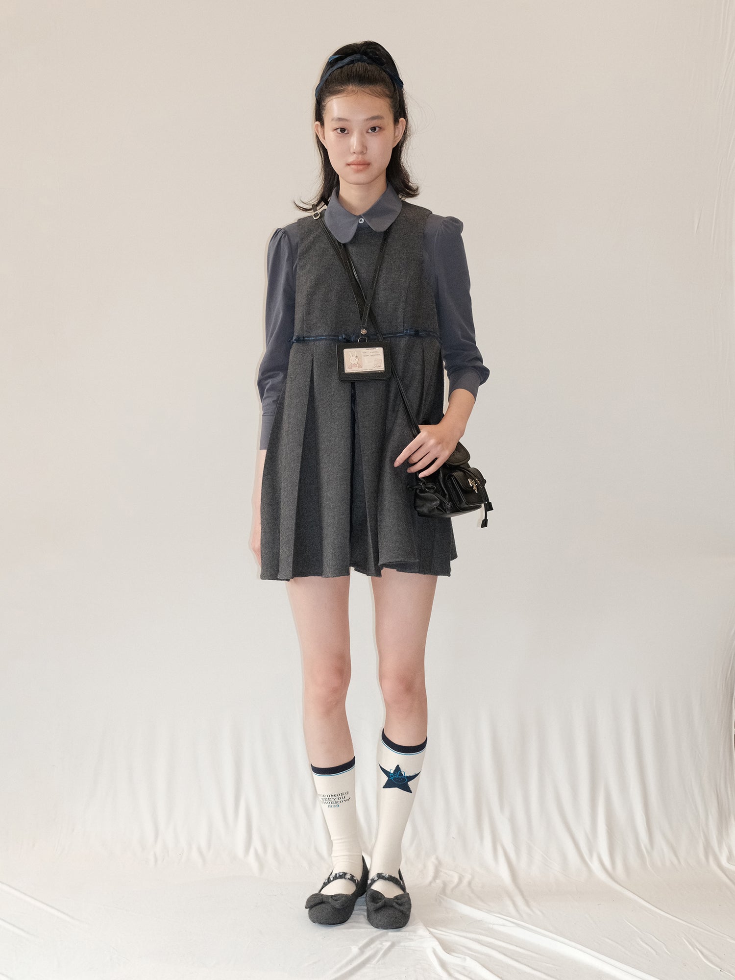 *Pleated bow-knot vest dress
