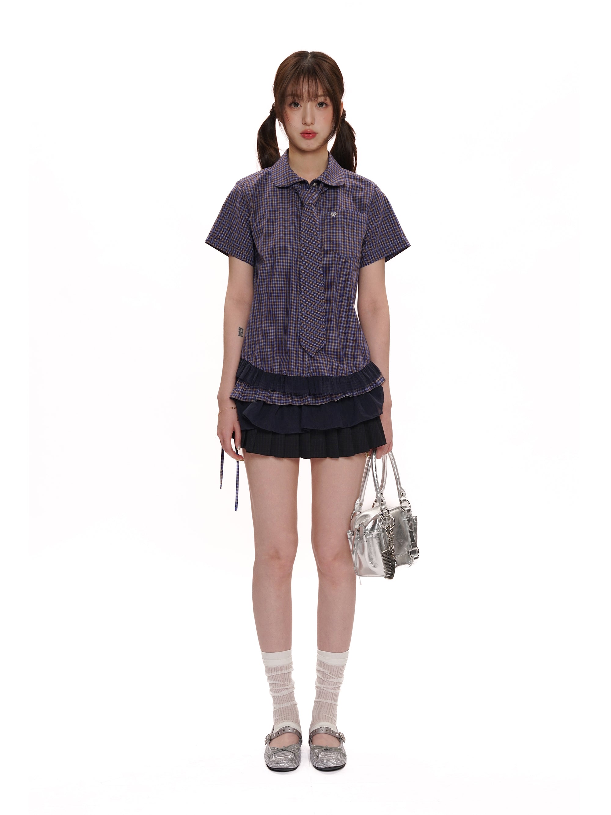 *Peter Pan collar lace short-sleeved shirt